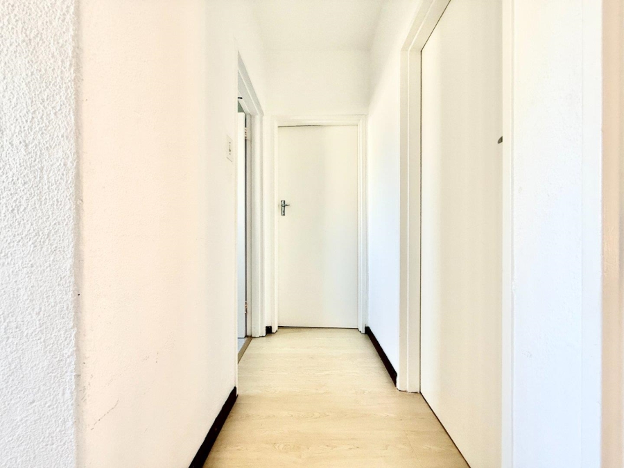 2 Bedroom Property for Sale in Harfield Village Western Cape